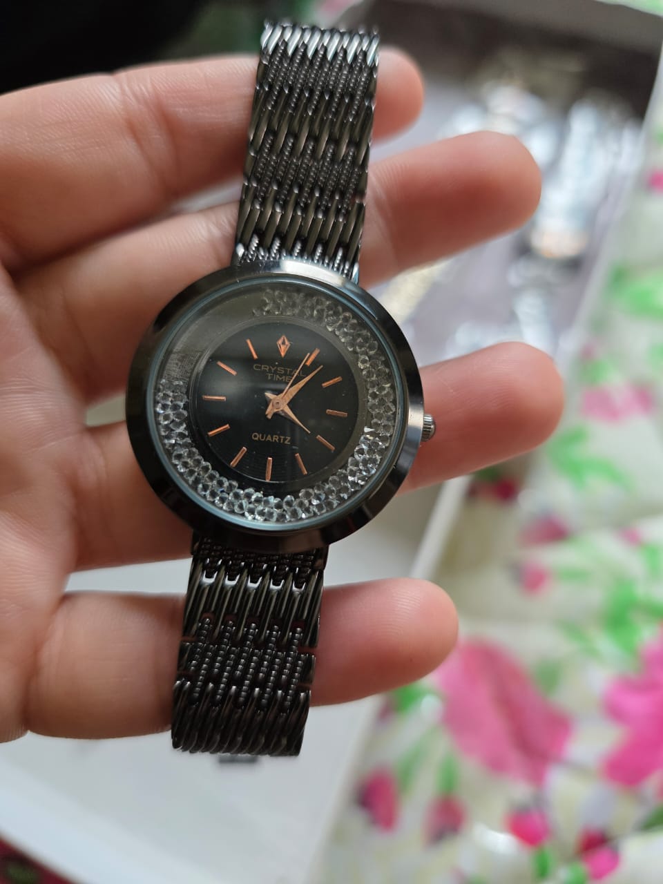 Elegant Black Crystal Watch - CHRISAL Quartz Timepiece