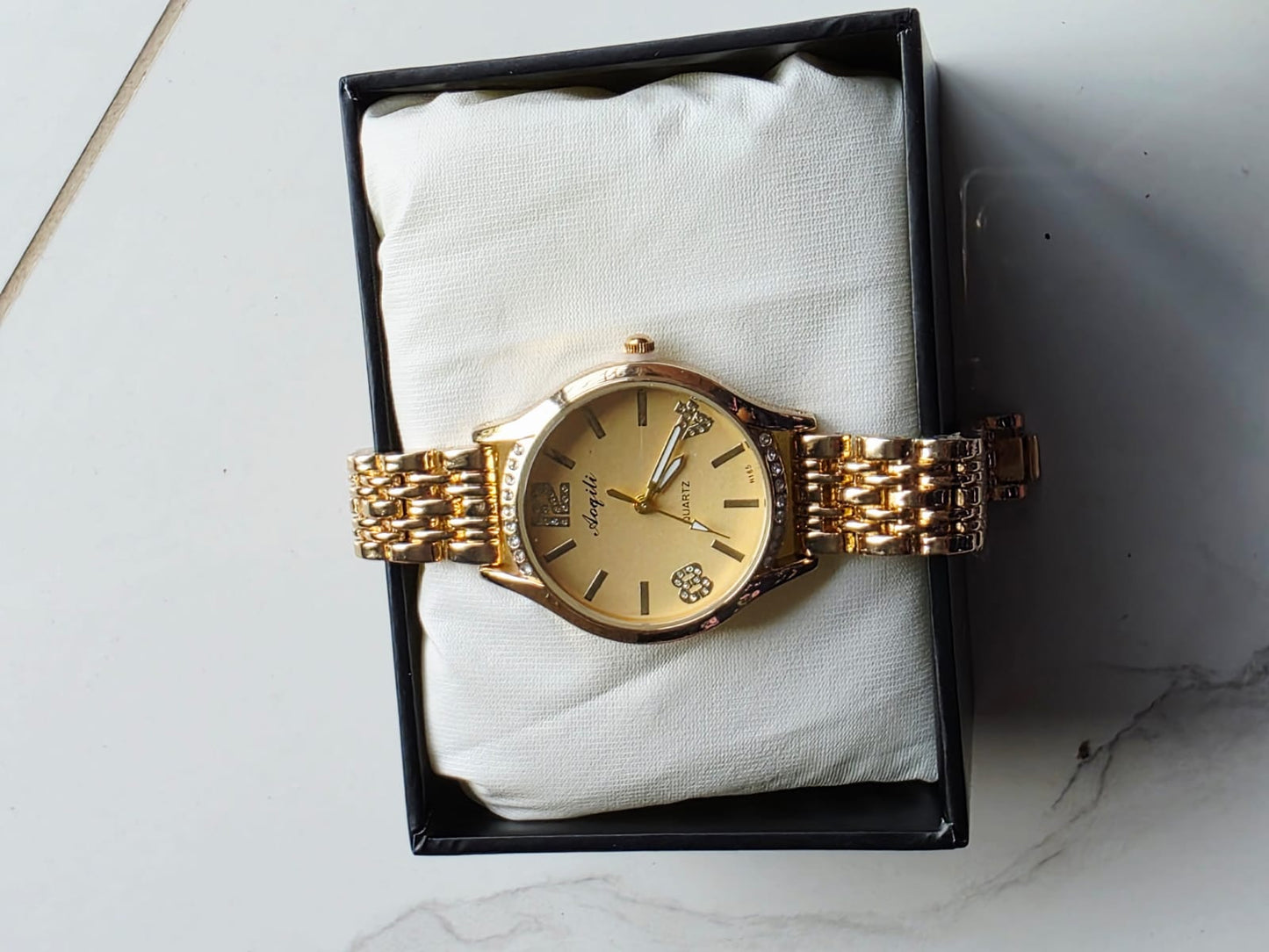 Classic Gold Angeli Watch - Elegant Chain Bracelet Timepiece
