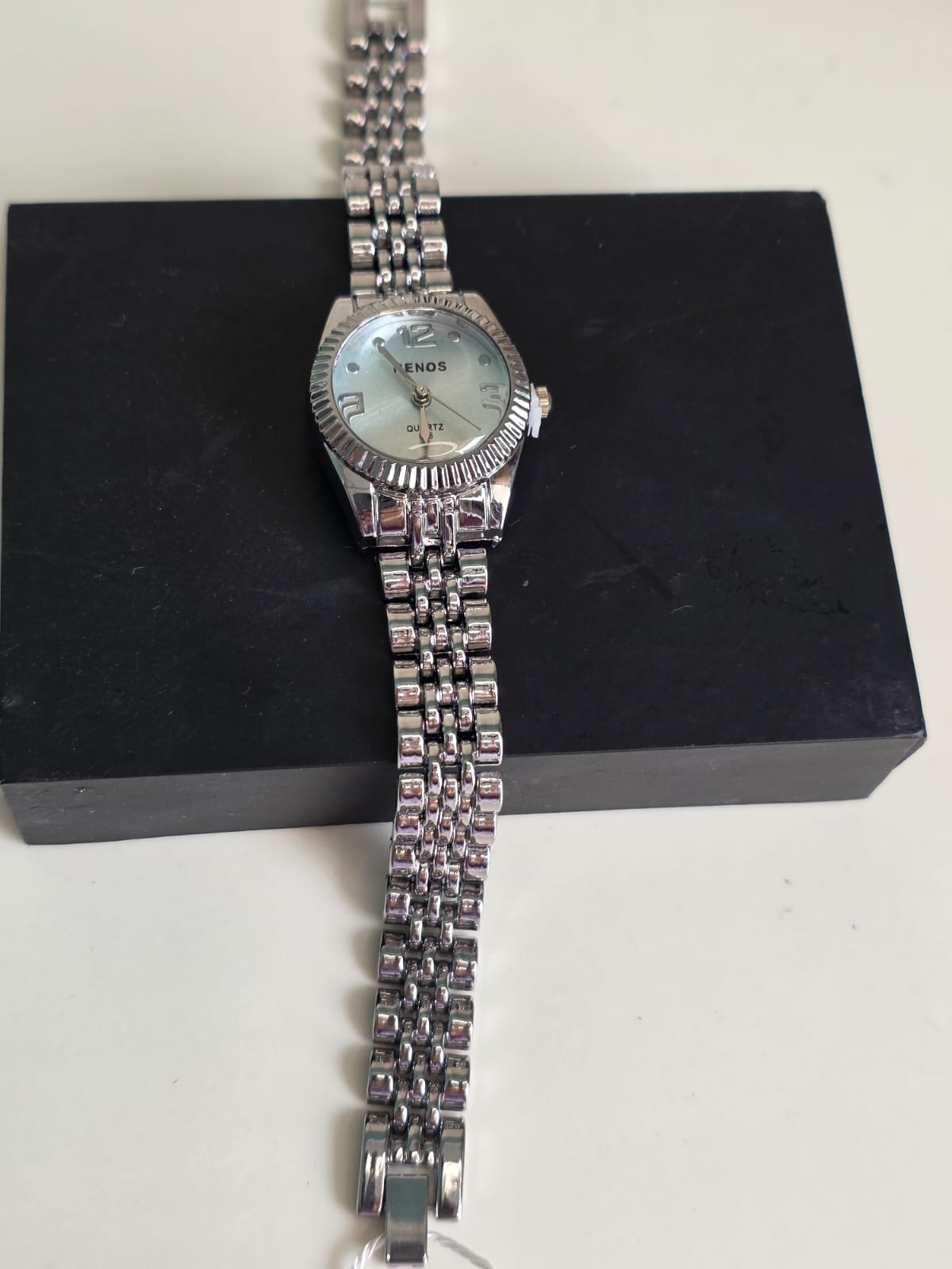 RENOS Classic Silver Watch - Premium Stainless Steel Women's Quartz Timepiece