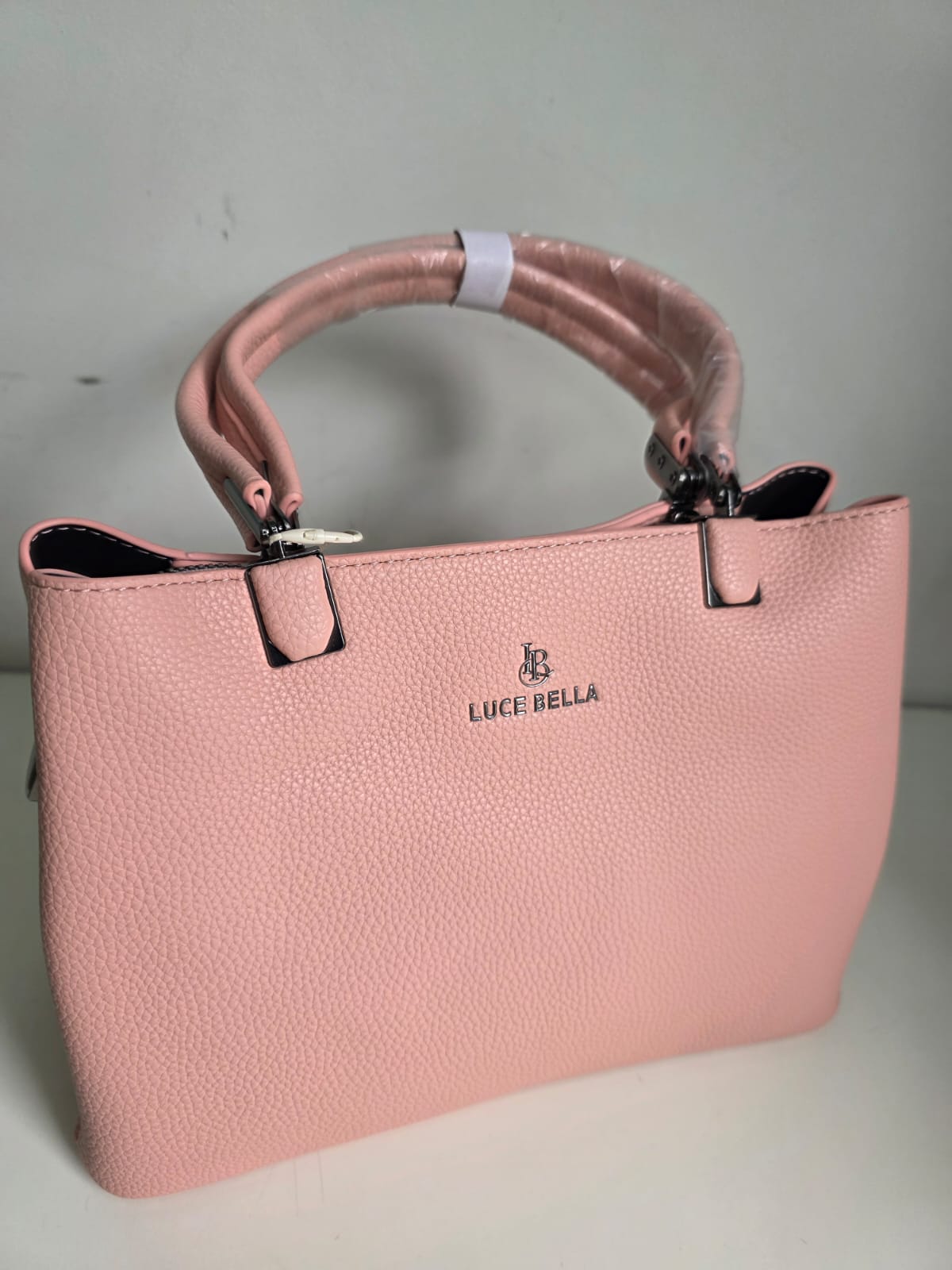 Sophisticated LUCE BELLA  Handbag with Metal Frame - Designer Tote